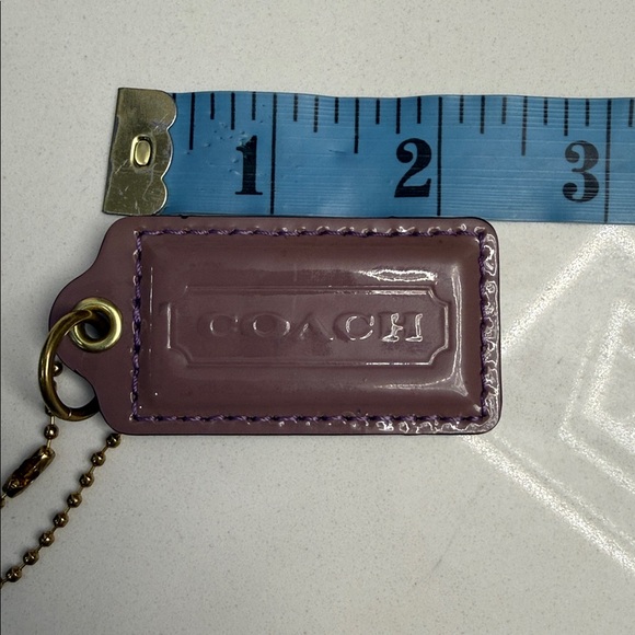 Coach hangtag mauve color large with gold chain - Picture 4 of 6